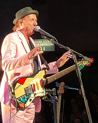 Photo of Adrian Belew