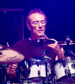 Photo of Vinnie Colaiuta